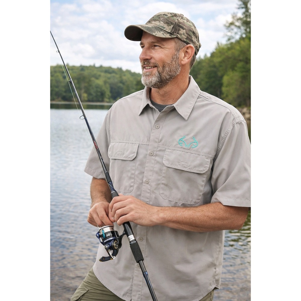 Realtree Fishing Mens XL Gray Short Sleeve Vented Button Down Performance Shirt